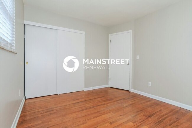 Building Photo - 3 Bedroom Pet-Friendly Home in Columbus, O...