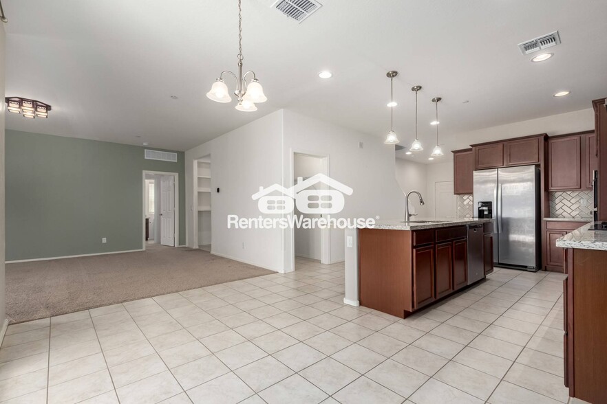 Building Photo - 2165 N 212th Dr