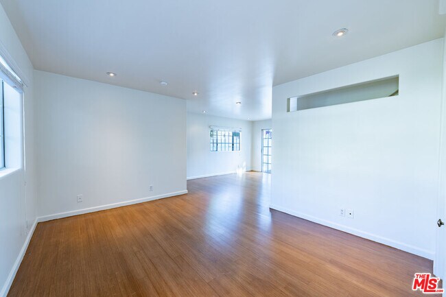 Building Photo - 5426 Colfax Ave