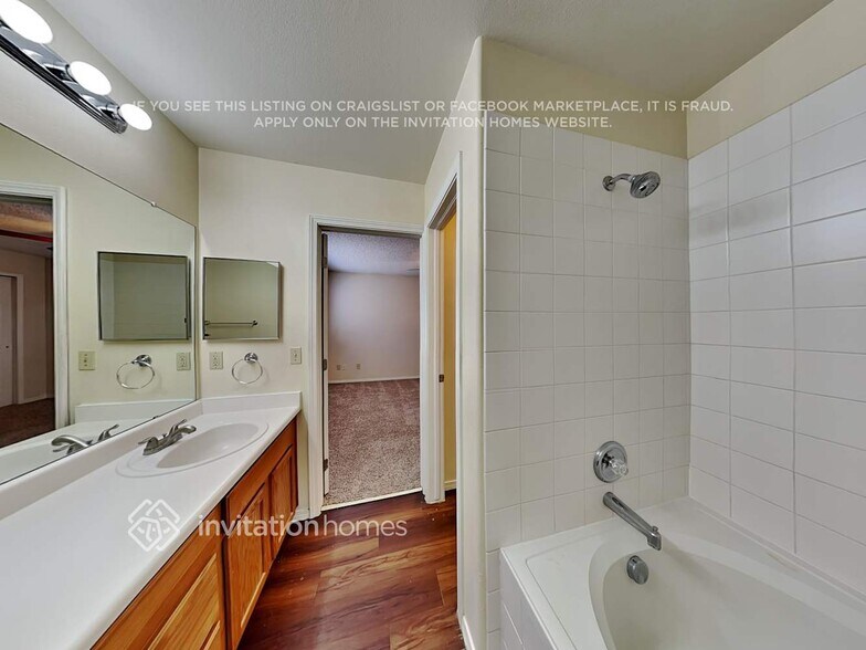 Building Photo - 7403 Middle Bay Way