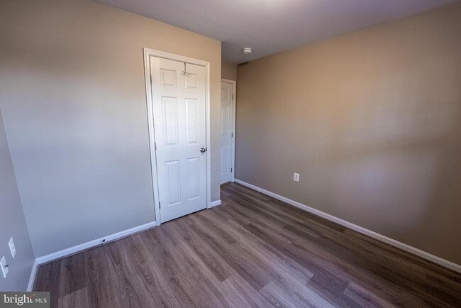 Building Photo - 9924 Grapewood Ct