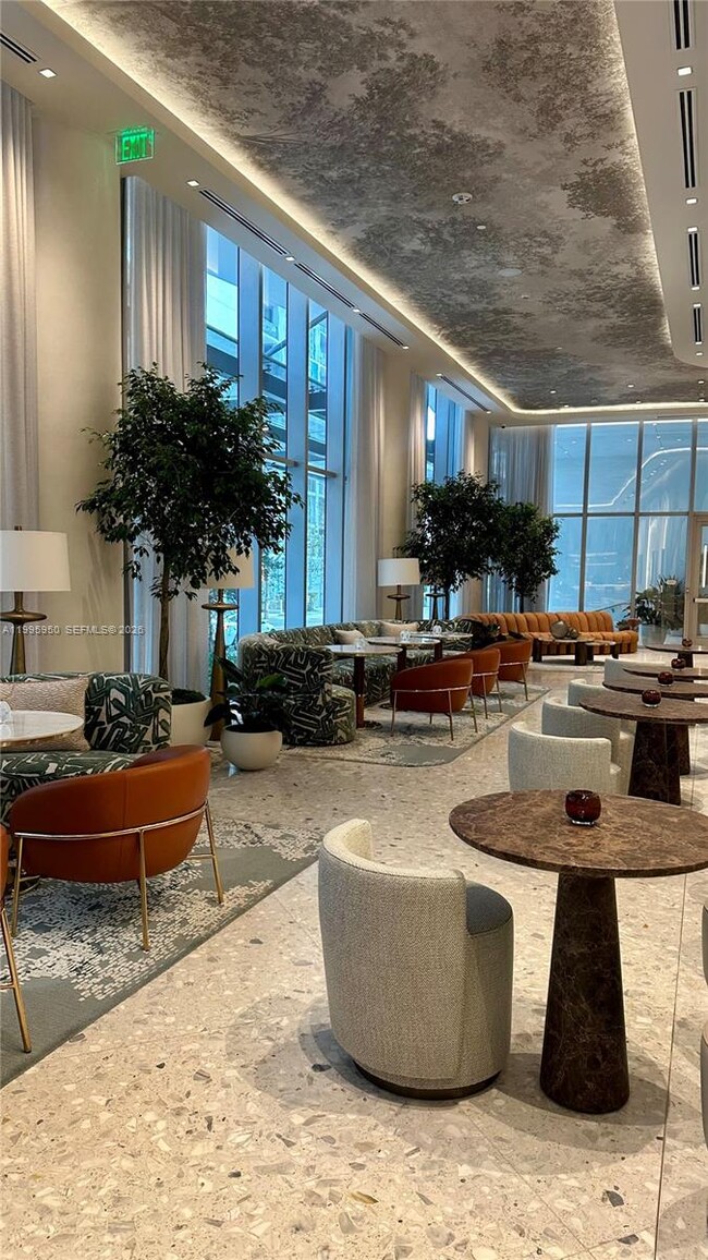 Building Photo - 77 SE 5th St