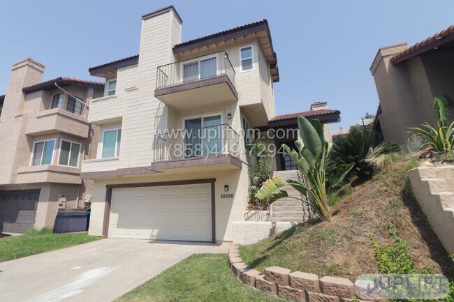 Primary Photo - Beautiful Spring Valley home, tri floor 4 ...