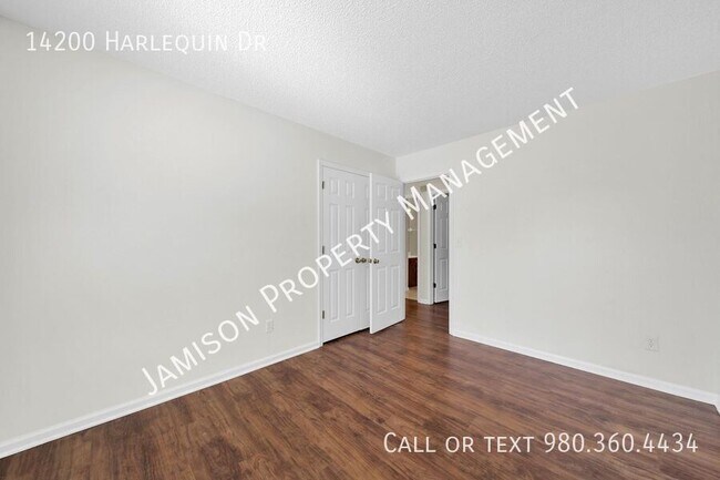 Building Photo - 14200 Harlequin Dr