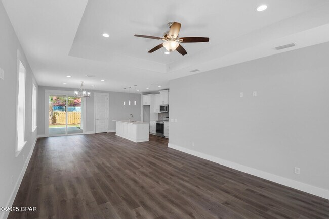 Building Photo - 8405 Warner Pl