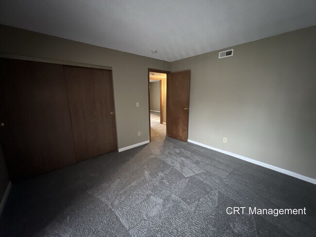 Building Photo - Beautifully Renovated 3-bedroom 2 Bathroom in Robinwood!