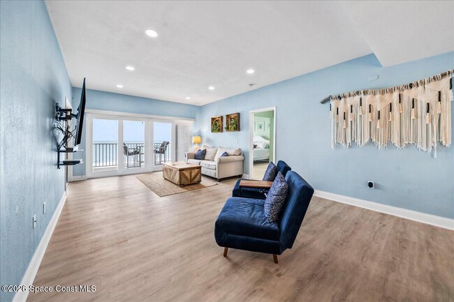Building Photo - 3037 S Hwy A1A