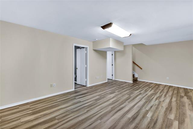 Building Photo - 2640 Custer Pkwy