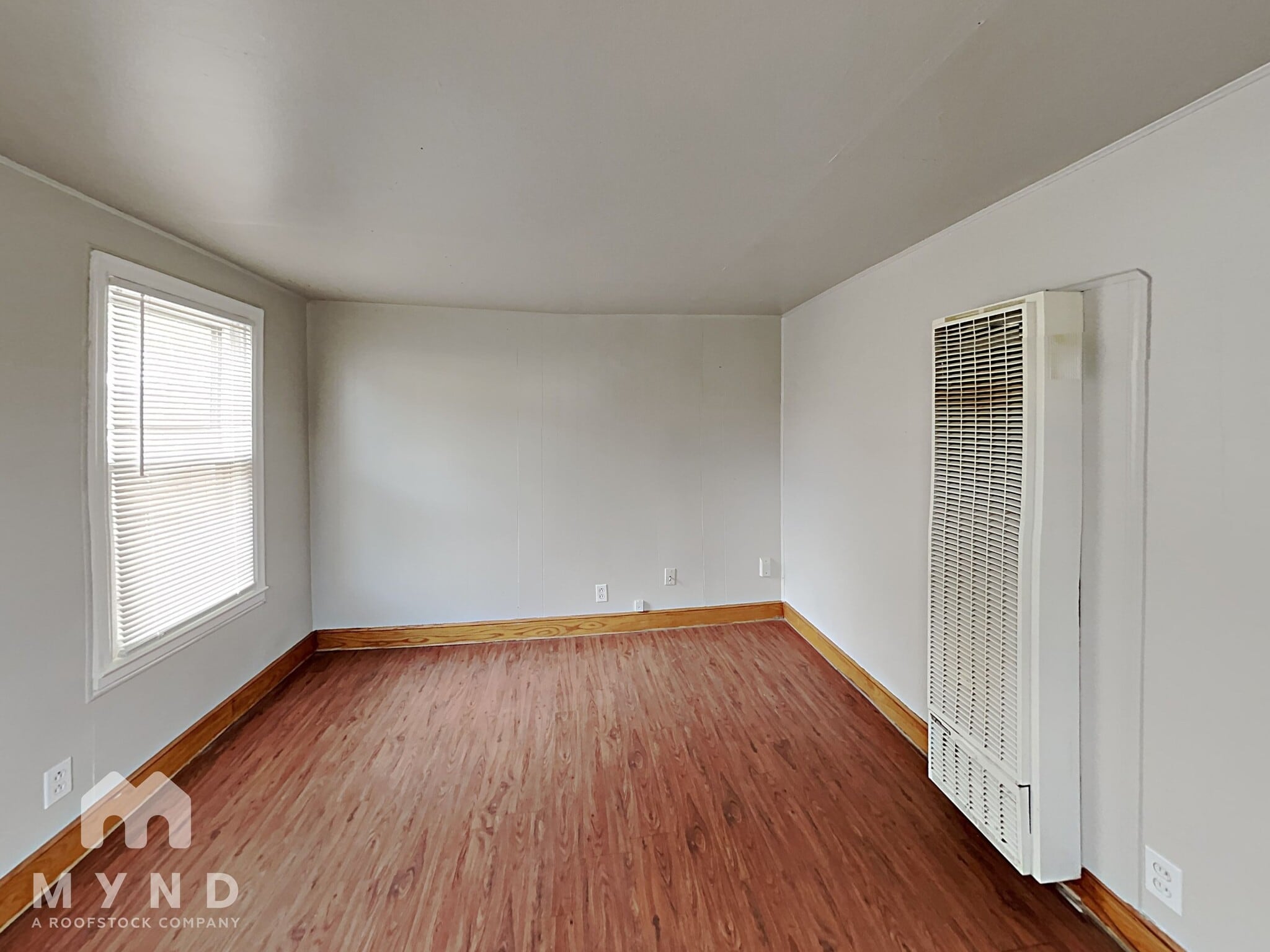 Building Photo - 2105 26th St