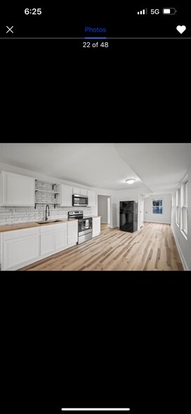 Building Photo - 810 Hays St