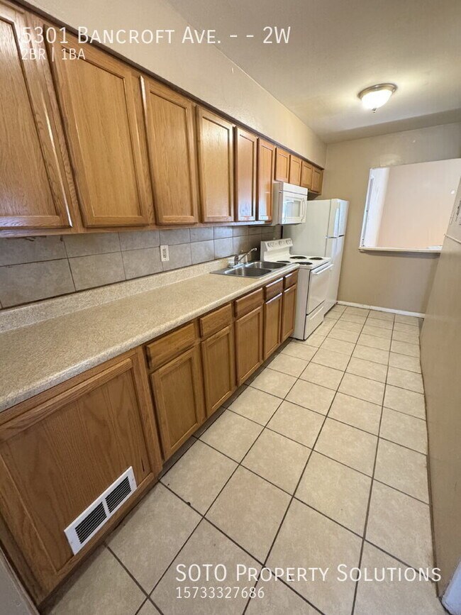 Building Photo - 5301 Bancroft Ave