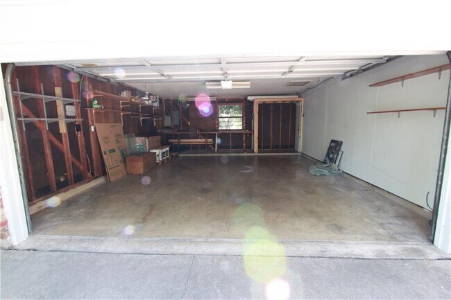 Building Photo - 2305 Wilke Dr