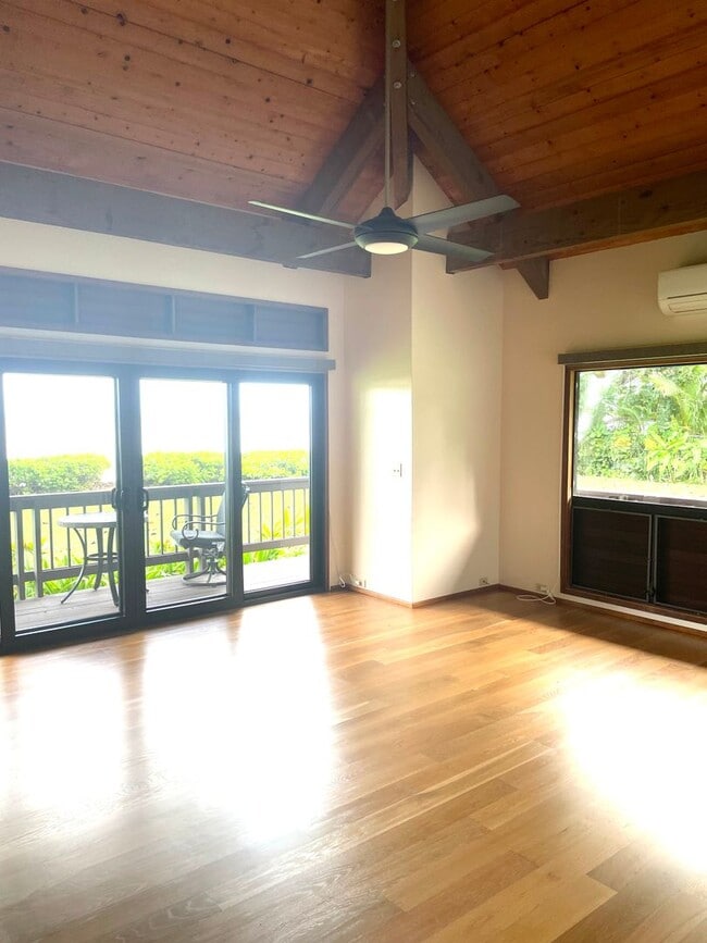 Building Photo - 49-51 Kamehameha Hwy