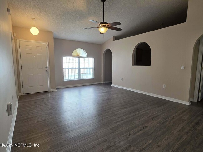 Building Photo - 3584 Alec Dr