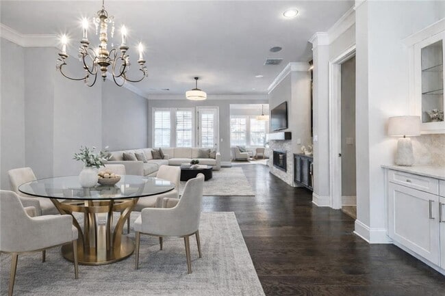 Building Photo - 3618 Brookleigh Ln NE