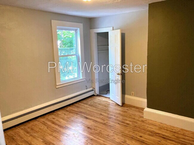 Building Photo - 25 Almont Ave