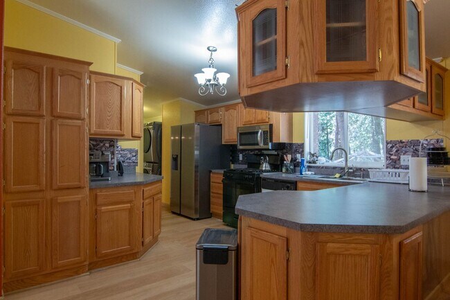 Building Photo - Furnished Shingletown Home with Horse Corral, Huge Fenced Back Yard and Chicken Coop!