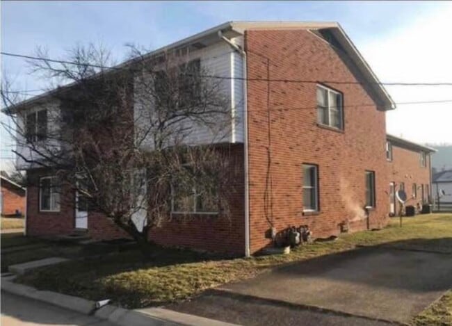 Building Photo - 56 Mound St