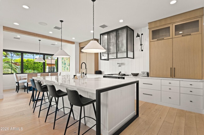 Building Photo - 5309 N 33rd St