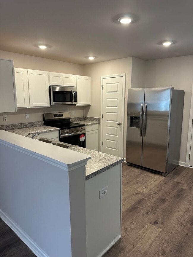 Building Photo - *Pre-leasing Now!!*-Three Bedroom | Two Bath Home in Odenville