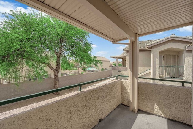 Building Photo - 5710 E Tropicana Ave
