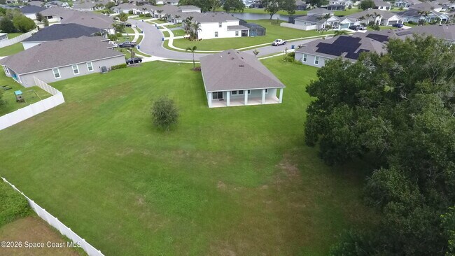 Building Photo - 1542 Killian Dr