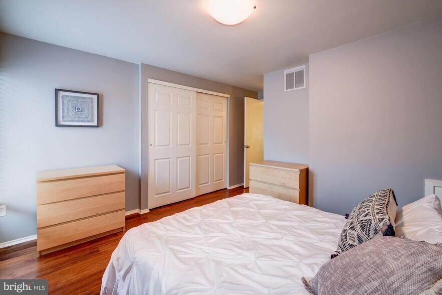 Bedroom 2 - 973 S Taylor St
