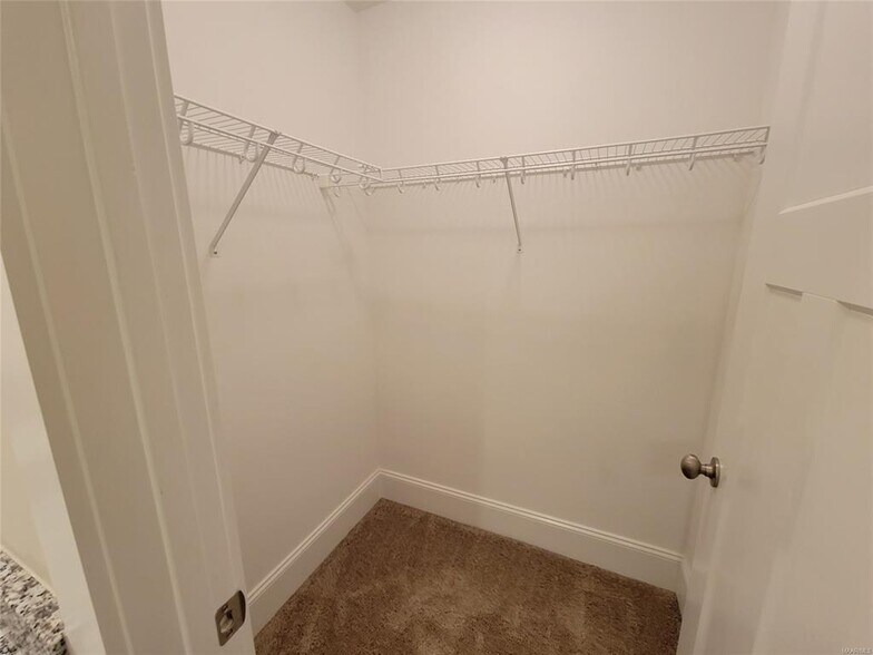 Building Photo - 71 Honey Crisp Ln