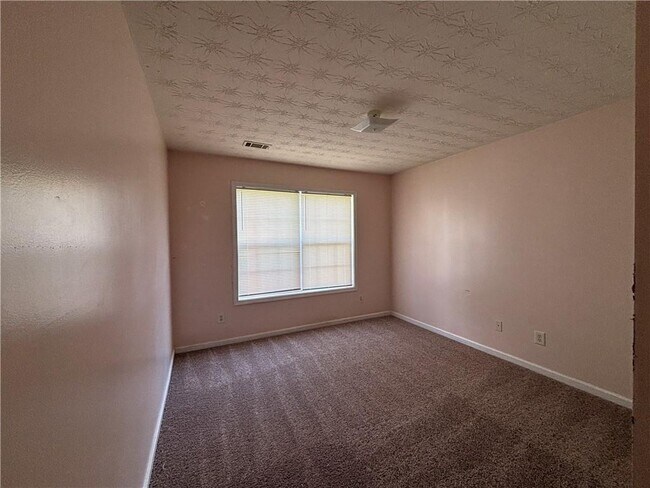Building Photo - 3287 Baymount Way