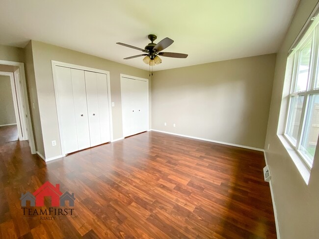 Building Photo - 1256 Crown Ct