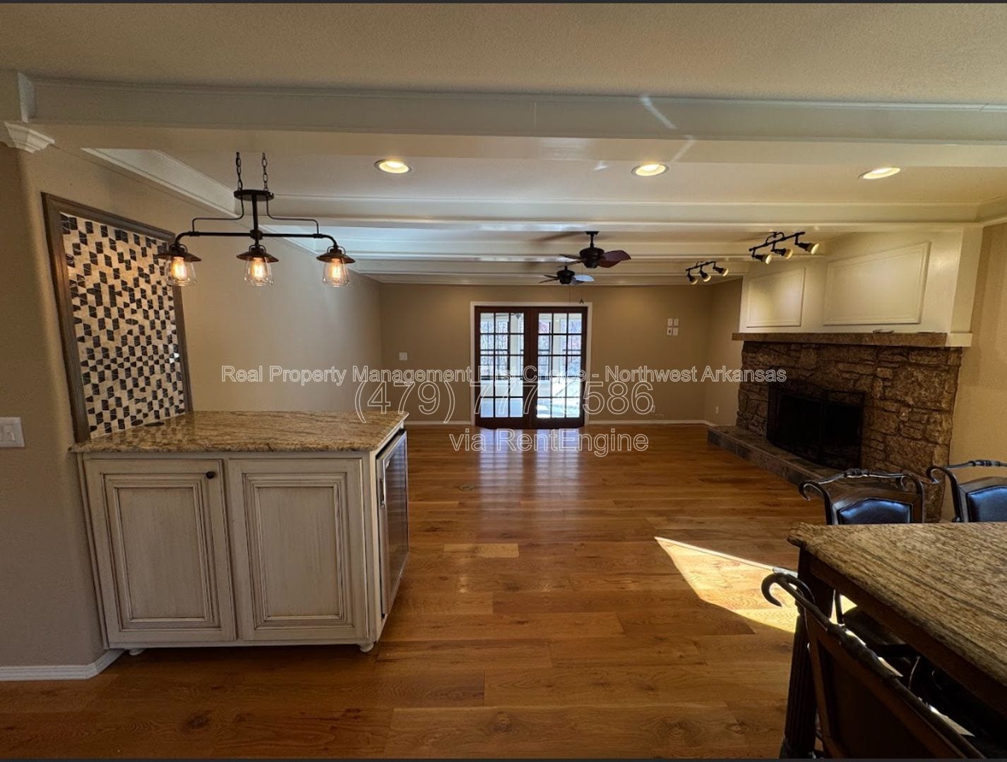 Building Photo - 23 N Howard Pl