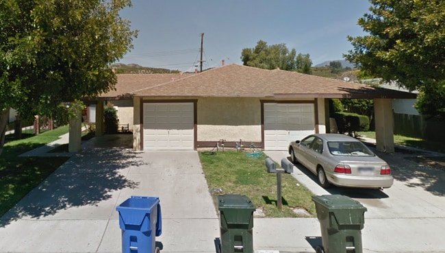 Building Photo - 529 W Santa Barbara St