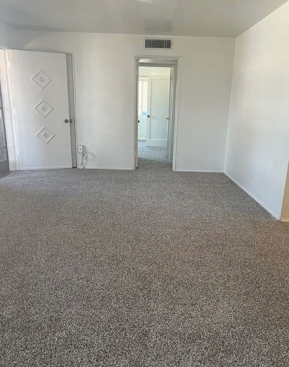 Building Photo - 2718 E 18th St