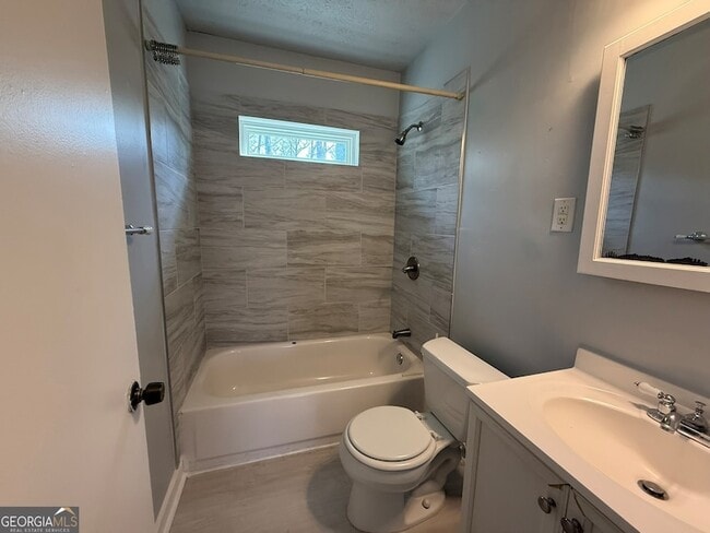 Building Photo - 1624 Terry Mill Rd SE