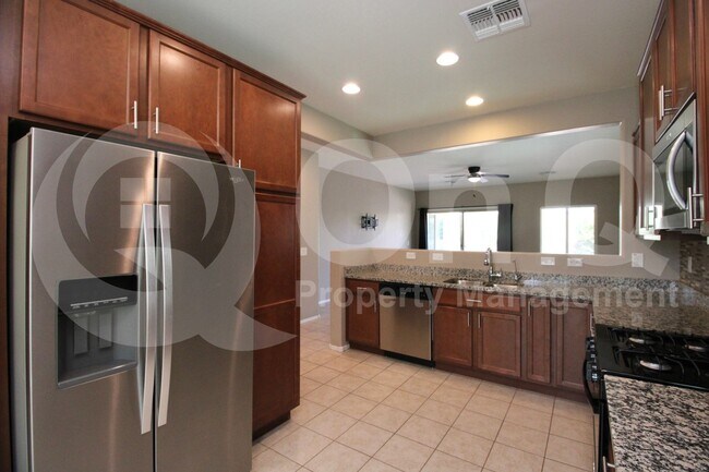 Building Photo - 5614 W Montebello Way