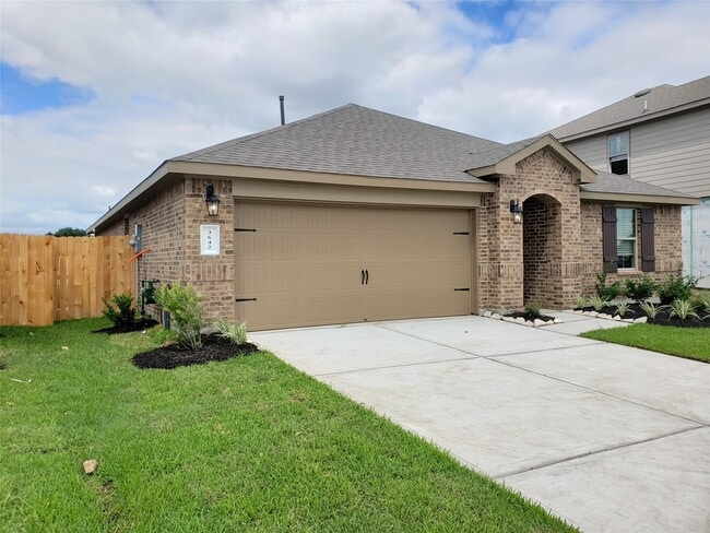 Building Photo - 3642 Park Vista Dr