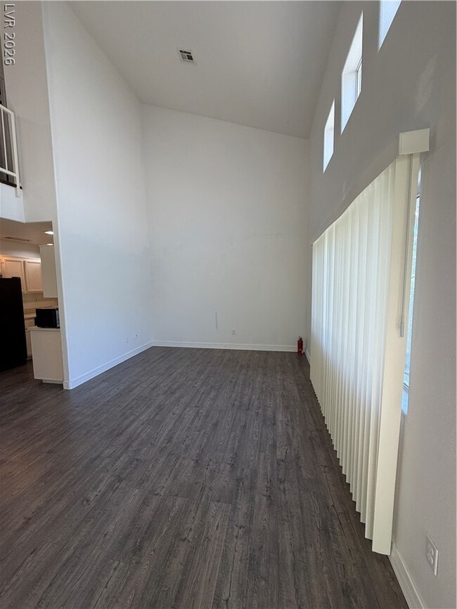 Building Photo - 5264 Sacha Way