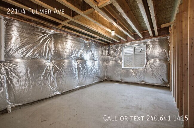 Building Photo - 22104 Fulmer Ave