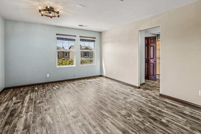 Building Photo - 1225 Los Olivos Street