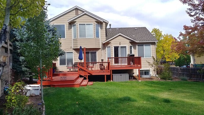 Building Photo - Beautiful 3 Bedroom Home Available in Sept...