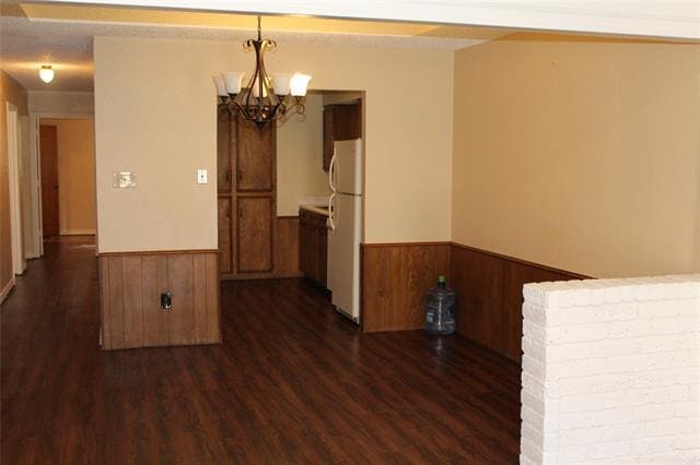Building Photo - 925 Bluebird Dr