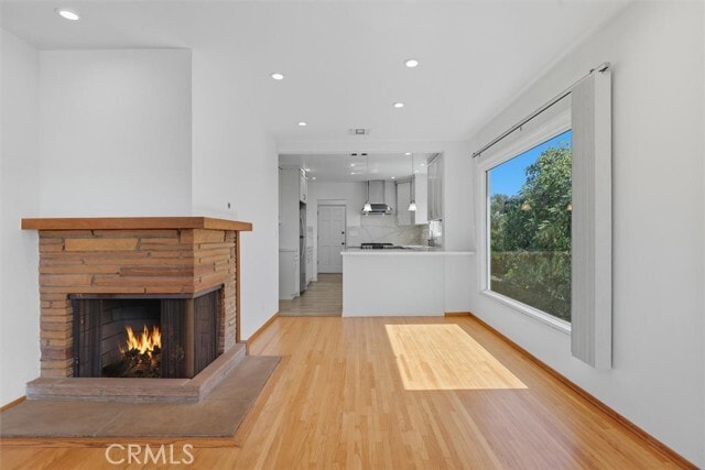 Building Photo - 3644 S Cabrillo Ave