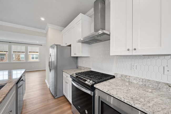 Building Photo - New Contruction Rental in the Reserve of G...