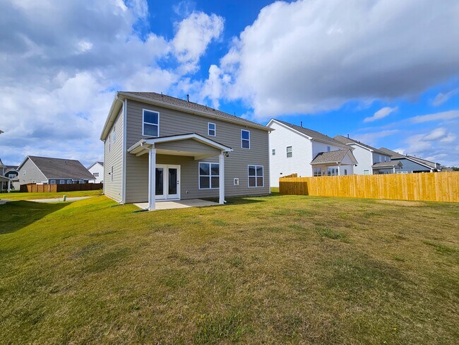 Building Photo - 5451 Cherwell Ave