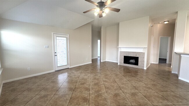 Building Photo - 24926 Ranch Lake Ct