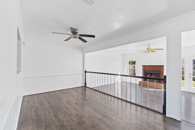 Building Photo - 307 Pratt Ct