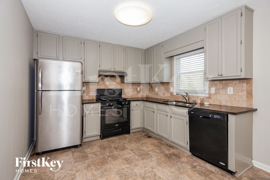 Building Photo - 1797 Bobo Rd