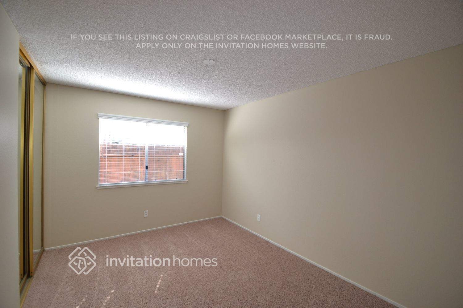 Building Photo - 1929 Oak Bluff Way