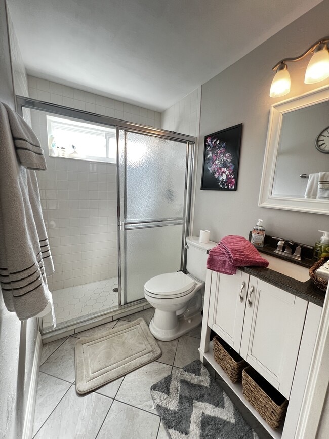 Building Photo - 9421 Old Hickory Cir