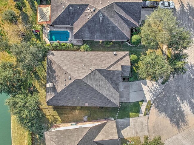 Building Photo - 26007 Waldridge Dr